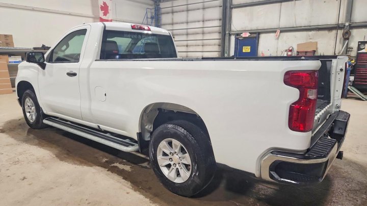 Chevrolet Silverado C1500 2024