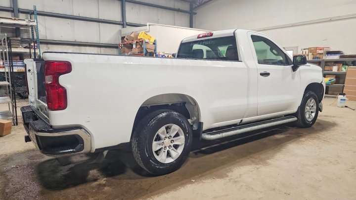 Chevrolet Silverado C1500 2024