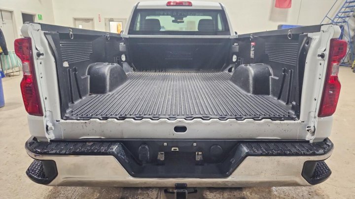 Chevrolet Silverado C1500 2024