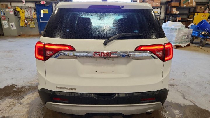 GMC Acadia Sle 2018