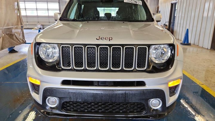 JEEP RENEGADE Latitude 2021