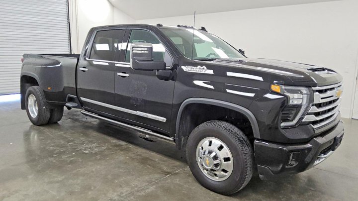 Chevrolet Silverado K3500 High Country 2026