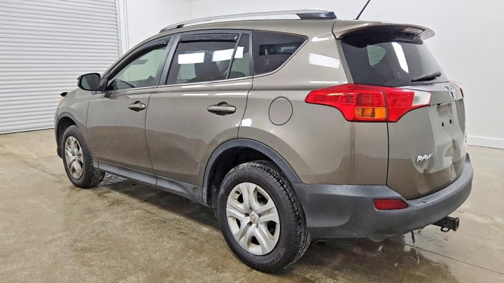 Toyota RAV4 Le 2015