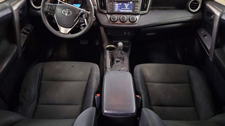 Toyota RAV4 Le 2015