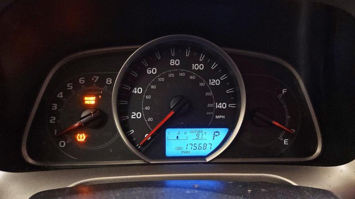 Toyota RAV4 Le 2015
