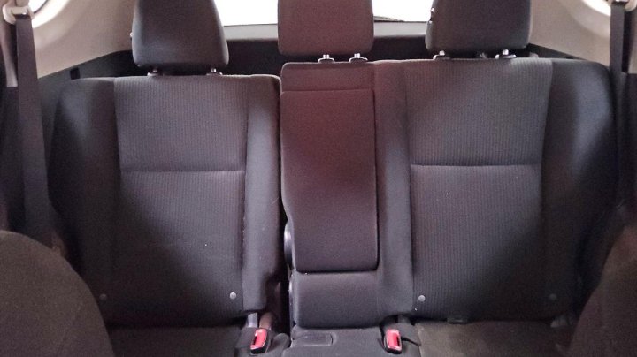 Toyota RAV4 Le 2015