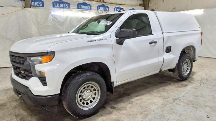 Chevrolet Silverado C1500 2023
