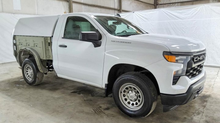 Chevrolet Silverado C1500 2023
