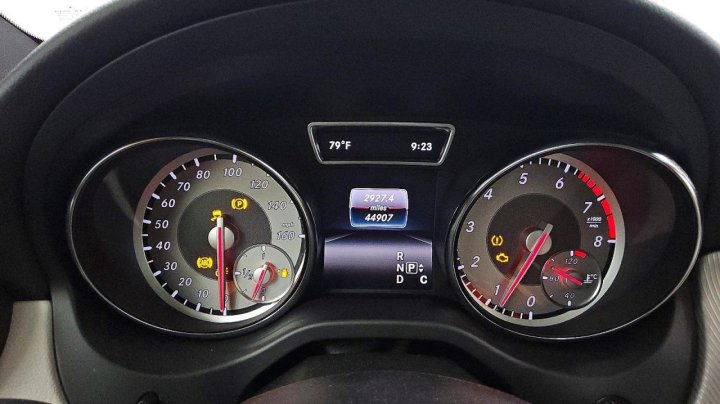 Mercedes-Benz GLA 250 2016