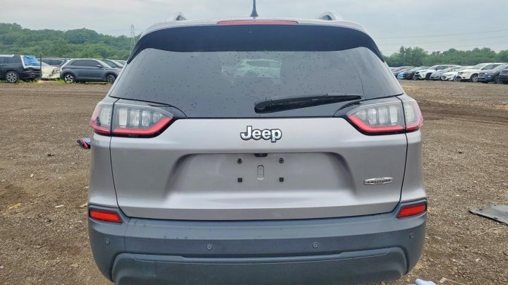 JEEP Cherokee Latitude 2020