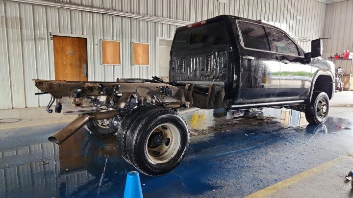 GMC Sierra K3500 Denali Ultimate 2024