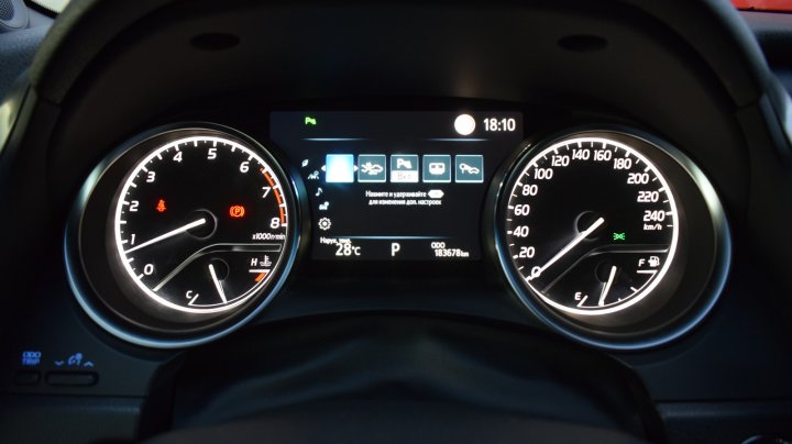 Toyota Camry Premium 2019