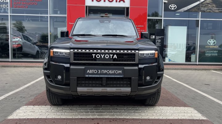 Toyota Land Cruiser Prado Prestige 2025
