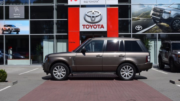 Land Rover Range Rover Premium 2012