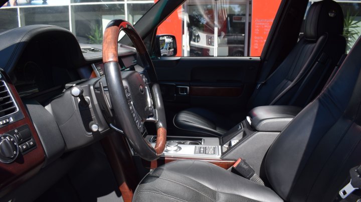 Land Rover Range Rover Premium 2012