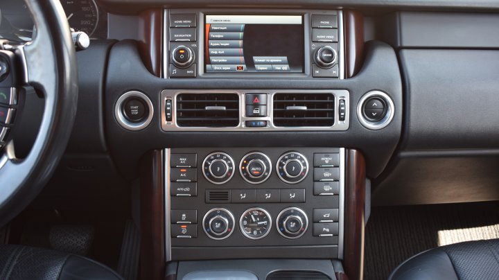 Land Rover Range Rover Premium 2012