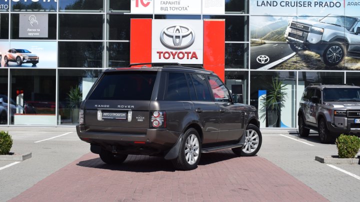 Land Rover Range Rover Premium 2012