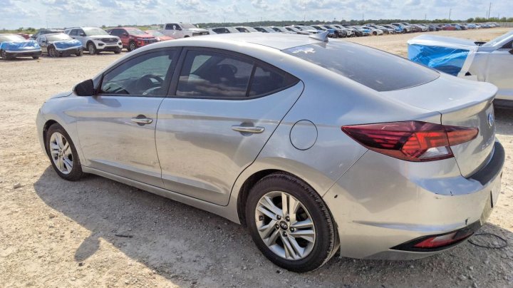 Hyundai Elantra Sel 2020