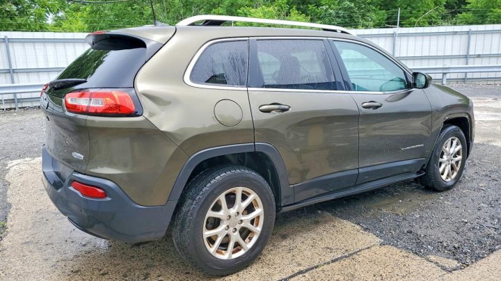 JEEP Cherokee Latitude 2016