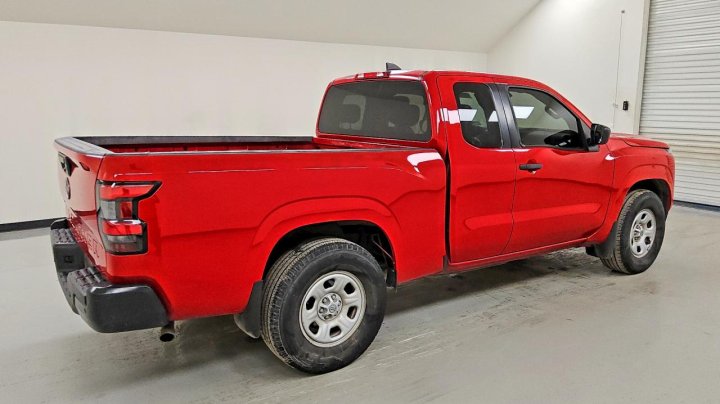 Nissan Frontier S 2024