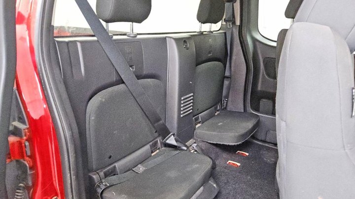 Nissan Frontier S 2024
