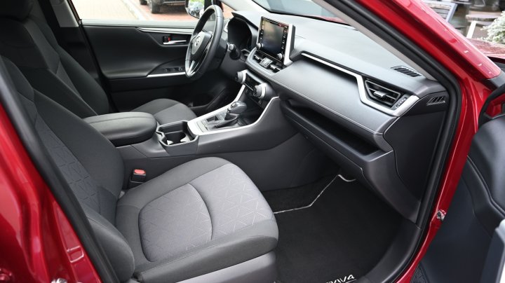 Toyota RAV4 Active 2019