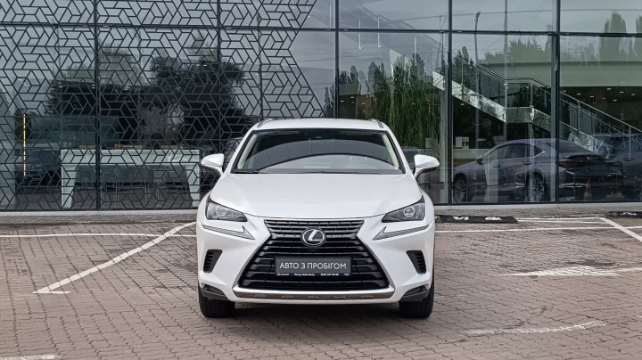 Lexus Nx Business + 2021