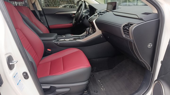 Lexus Nx Business + 2021