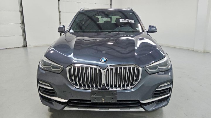 BMW X5 xDrive40i 2021