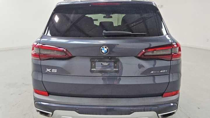 BMW X5 xDrive40i 2021