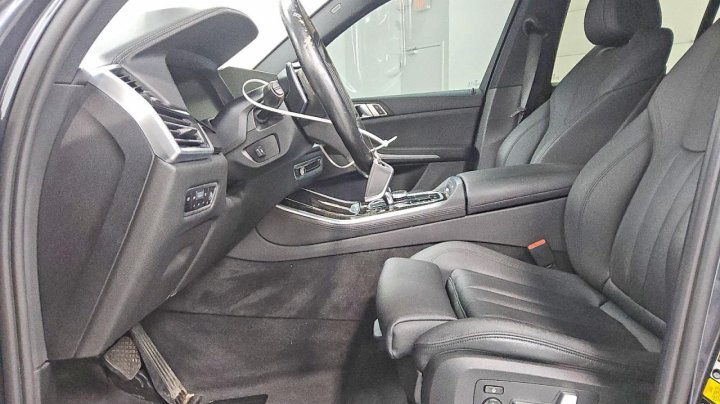 BMW X5 xDrive40i 2021