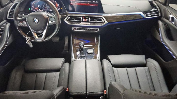 BMW X5 xDrive40i 2021