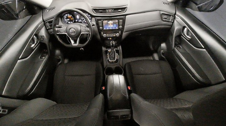 Nissan ROGUE Sv 2018