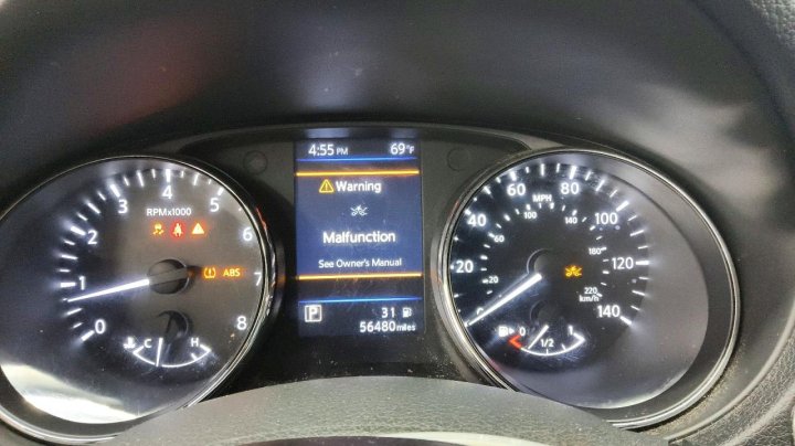 Nissan ROGUE Sv 2018