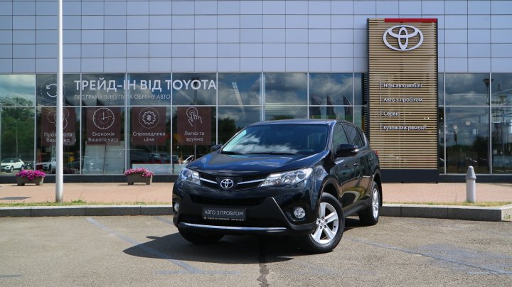 Toyota RAV4 Lounge 2013