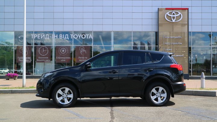 Toyota RAV4 Lounge 2013