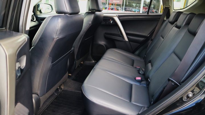 Toyota RAV4 Lounge 2013