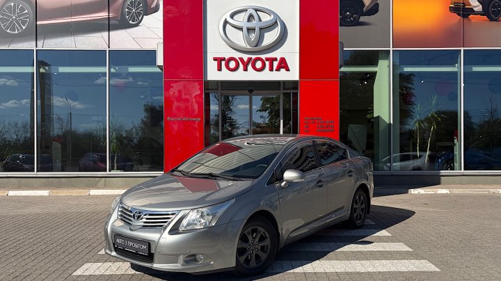 Toyota Avensis Prestige 2011