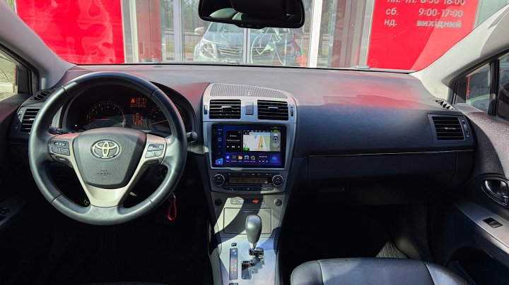 Toyota Avensis Prestige 2011