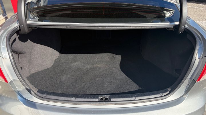 Toyota Avensis Prestige 2011