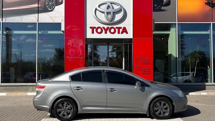 Toyota Avensis Prestige 2011