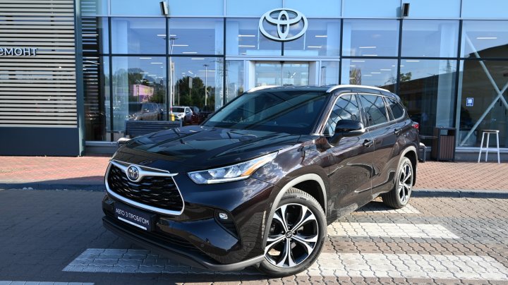 Toyota Highlander 2021