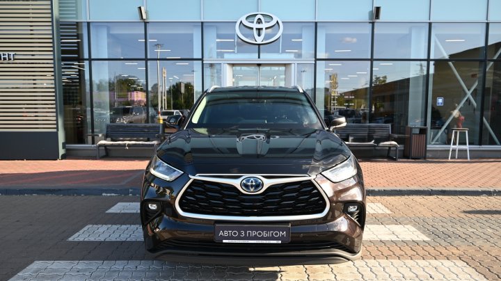 Toyota Highlander 2021