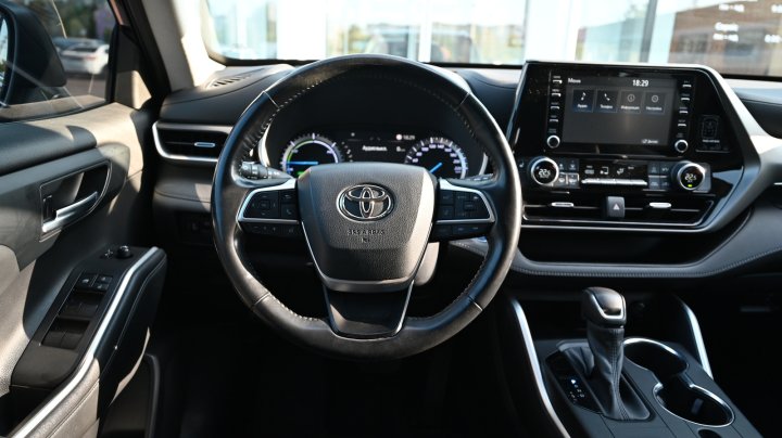 Toyota Highlander 2021