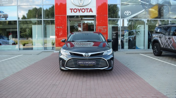 Інші Toyota Avalon Executive 2018