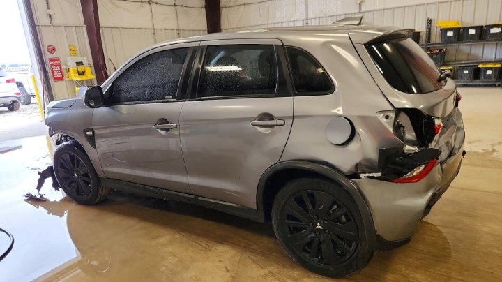 Mitsubishi Outlander Sport S 2024