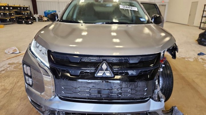 Mitsubishi Outlander Sport S 2024