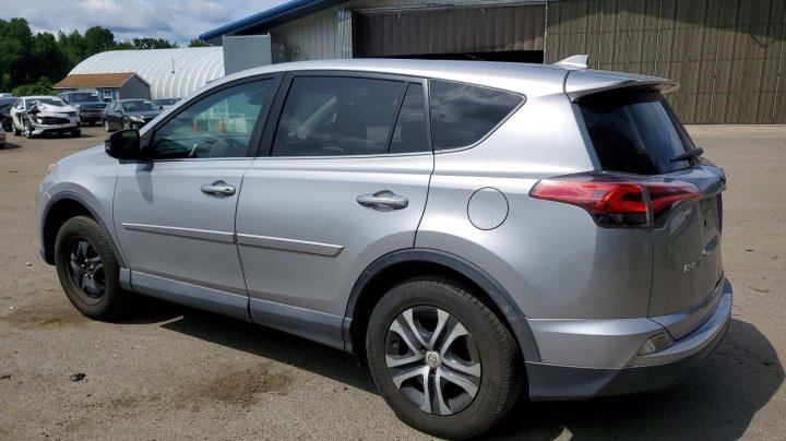 Toyota RAV4 Le 2018