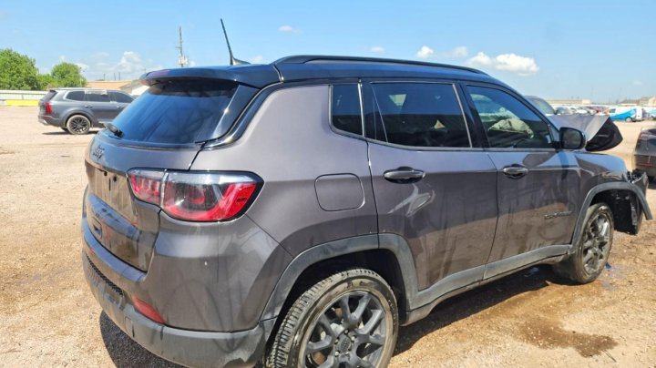 JEEP COMPASS Latitude 2024