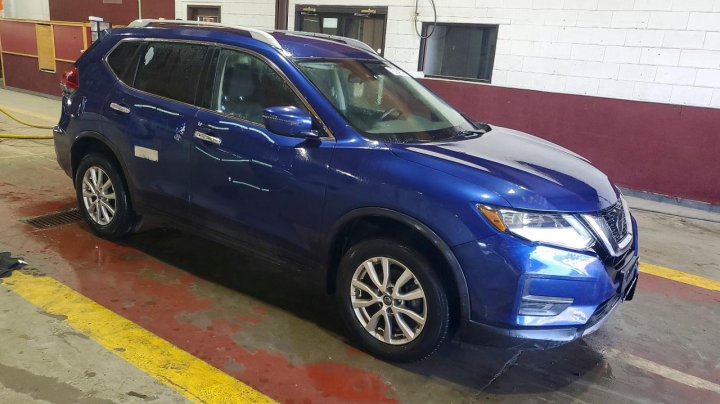 Nissan ROGUE Sv 2020